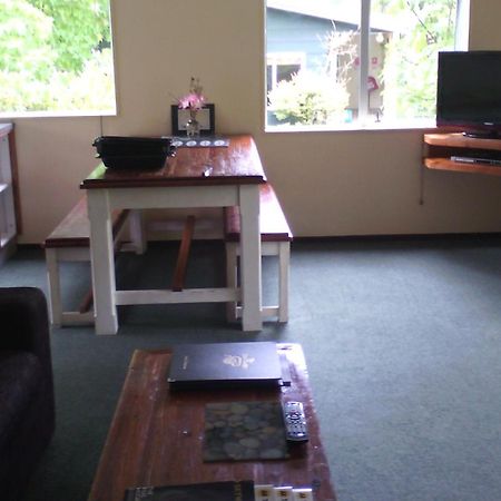 Creel Lodge Turangi Exterior foto